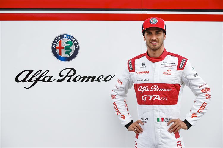 Alfa Romeo Giulia GTA teams up with Antonio Giovinazzi