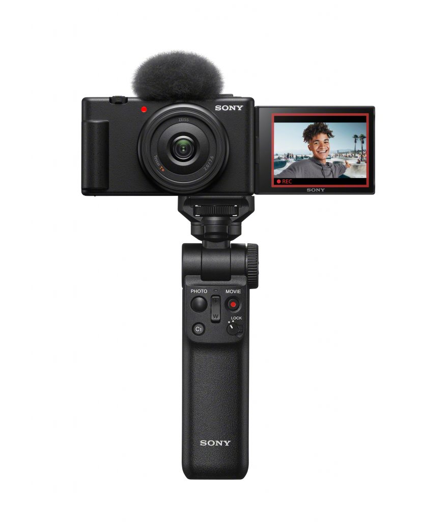 Sony, vlogger camera, vlogger tech, blogger tech, camera, video recording, shelfie shooter, Sony, vlog, YouTuber tech, photography, videography, ZV-1F, Sony ZV-1F