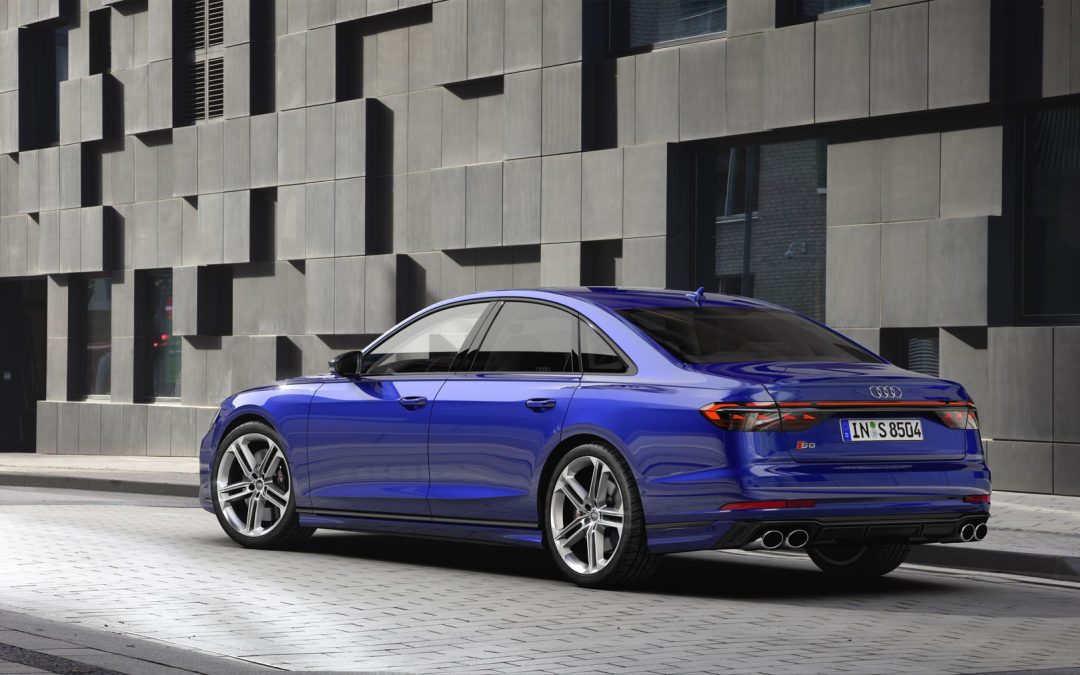 Audi, Audi A8, luxury salloon, family vehicle, luxury sedan, sports car, performance vehicle, SMETechGuru, Audi, Audi S8,