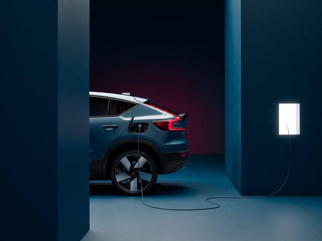 Volvo, Volvo C40 Recharge, EV, Electric vehicle, electric car, SUV, SMETechGuru