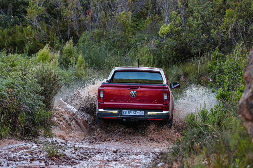 VW, Volkswagen, offroader, 4x4, bakkie, UTE, family vehicle, double cab, UTE, VW Amarok, 2nd generation Amarok, SMETechGuru,