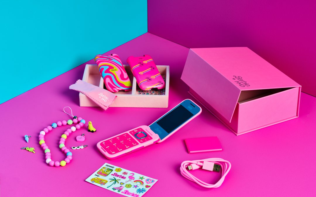 Human Mobile Devices, HMD, Nokie, flip phone, feature phone, mobile phone, Barbie phone, Barbie,