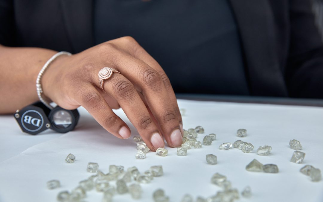 De Beers invites applications for its development programme for diamond and jewellery entrepreneurs in South Africa